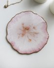 Подставка из эпоксидной смолы розовый зефир - вид снизу