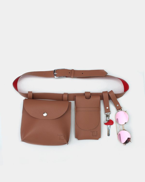 Colorado beige women's belt bag with items